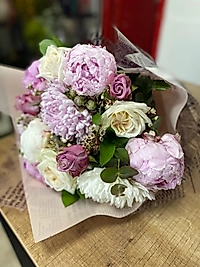Şakayık & Gül Buketi